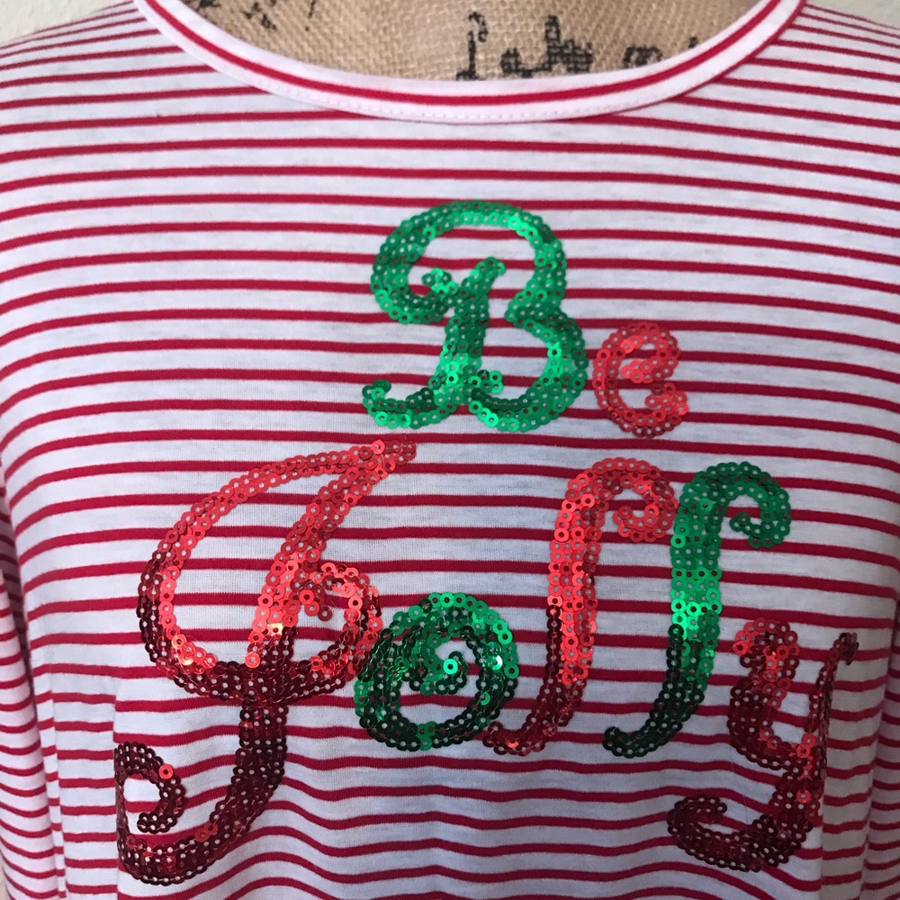 🎄Christmas Tee🎄 - Picture 2 of 6